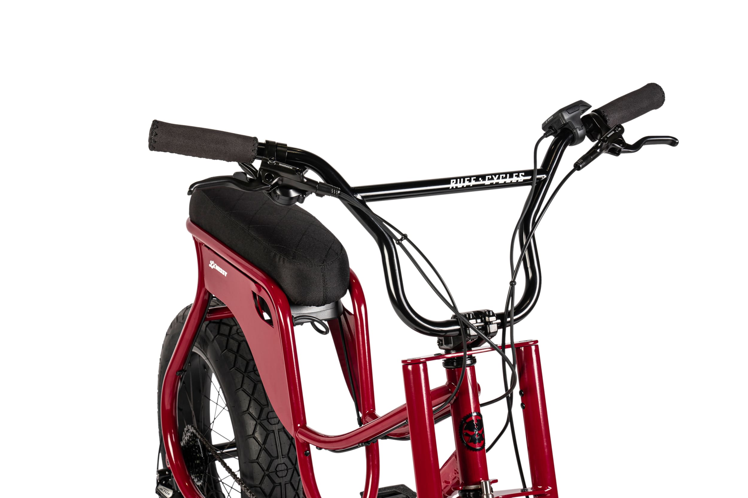 elektrische fatbike van ruff cycles lil missy in de kleur kissy red 500wh 6