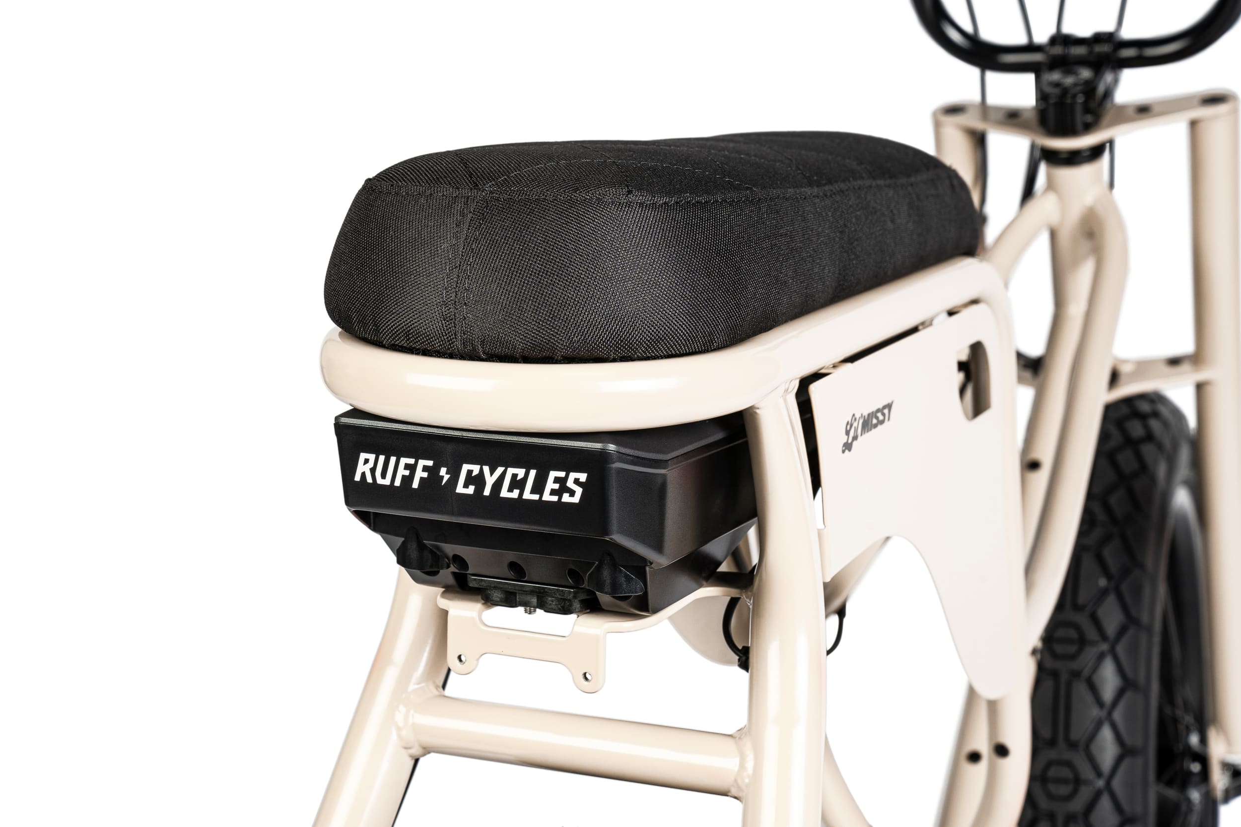Ruff Cycles Lil Missy elektrische fatbike inde kleur Nude Beige met 500wh accu. 10