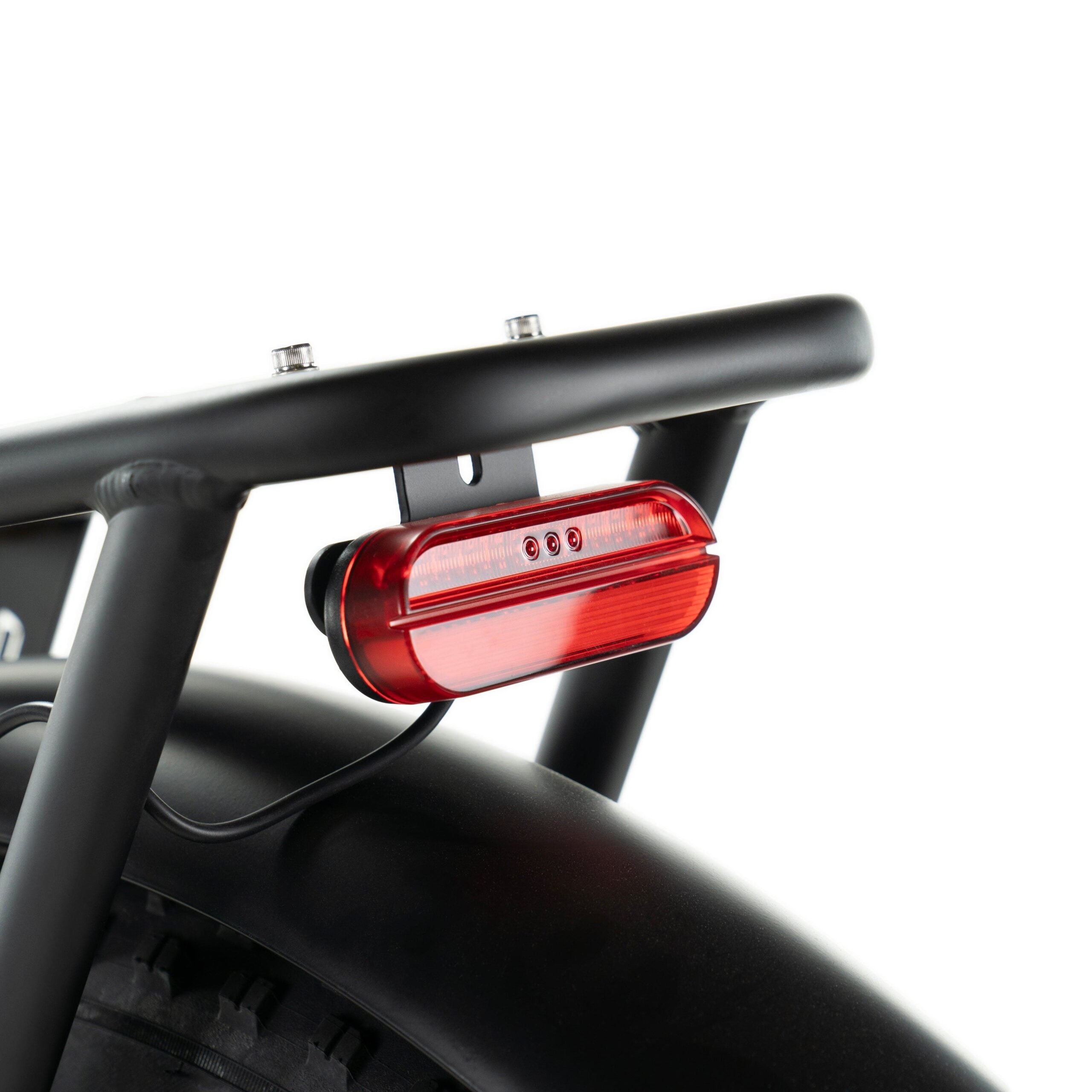 achterlicht Gele Engwe E26 elektrische fatbike met lage instap frame