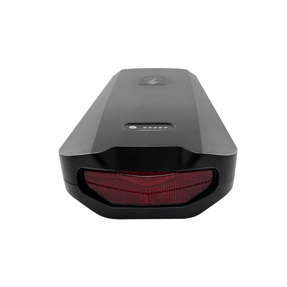 750W verwisselbare accu (48V 18.2AH) voor de EB2 en EB8 elektrische fatbike, liggend op een witte ondergrond