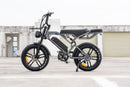 lifestyle foto QM Wheels V20 Pro fatbike in het nardo grey
