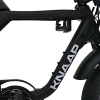 knaap ams x zwart fatbike met hoge instap en dikke banden